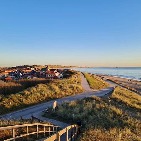 Luxe 4-Persoons Vakantiewoning Aan Zee Zoutelande Exterior photo